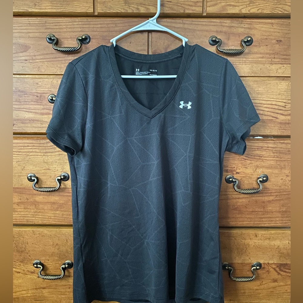 Under Armour women’s shirt heat gear size large